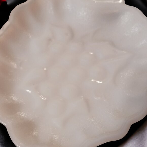 Vintage Hazel Atlas Milk Glass Strawberry Grape Candy Trinket Dishes – Set of 2 - Picture 7 of 13